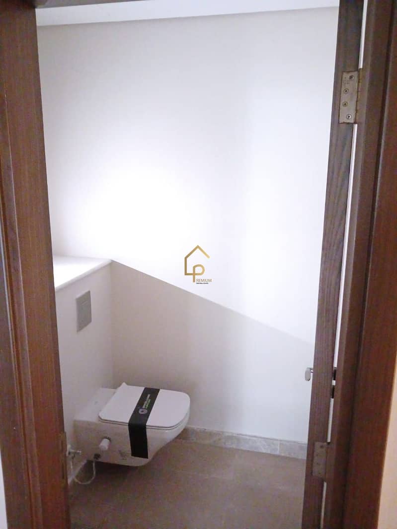 8 WhatsApp Image 2025-12-17 at 6.19. 11 PM. jpeg