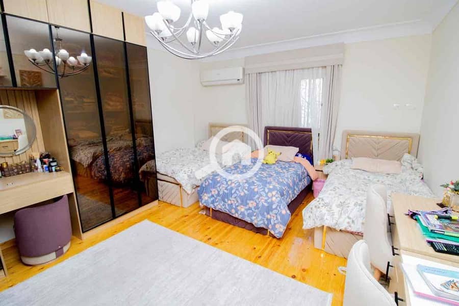 7 a0296237-51e5-44a0-8729-f56849d3f973. jpg