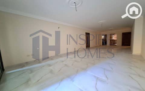 شقة 3 غرف نوم للايجار في سموحة، الإسكندرية - 2. jpg