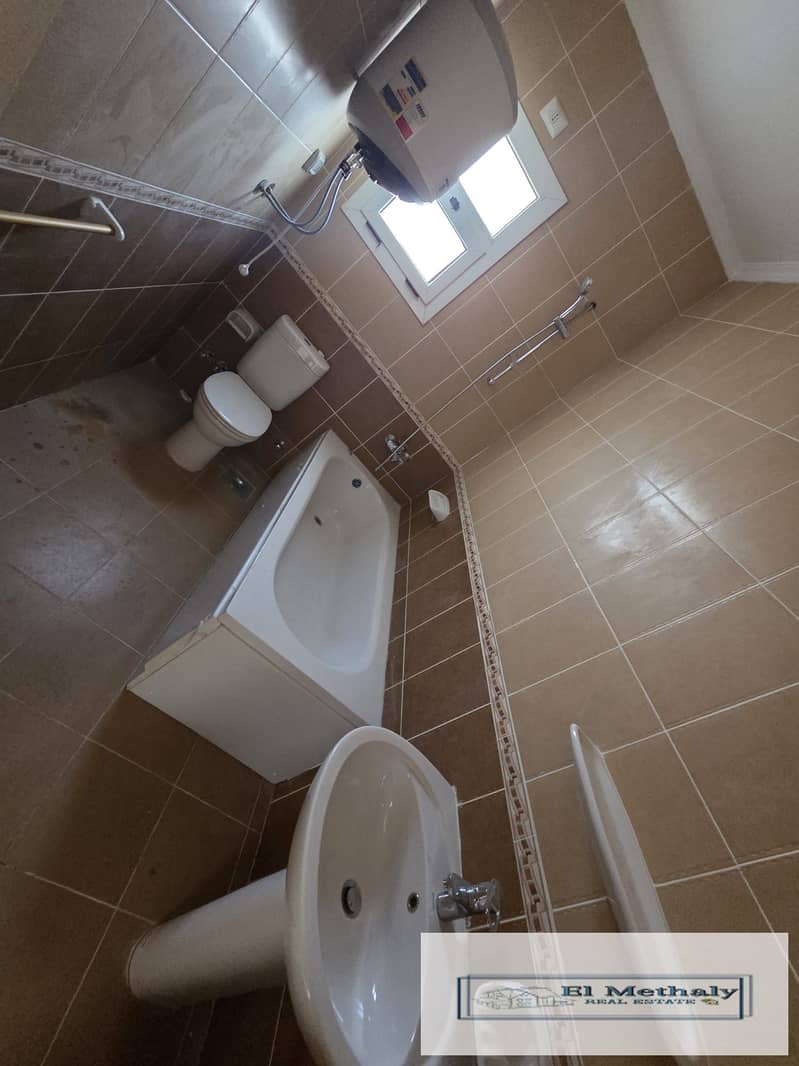 21 WhatsApp Image 2025-12-25 at 4.58. 08 PM (3). jpeg