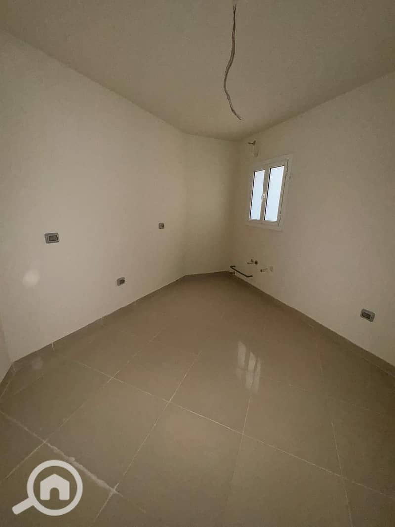 4 WhatsApp Image 2025-12-25 at 2.54. 41 PM (2). jpeg