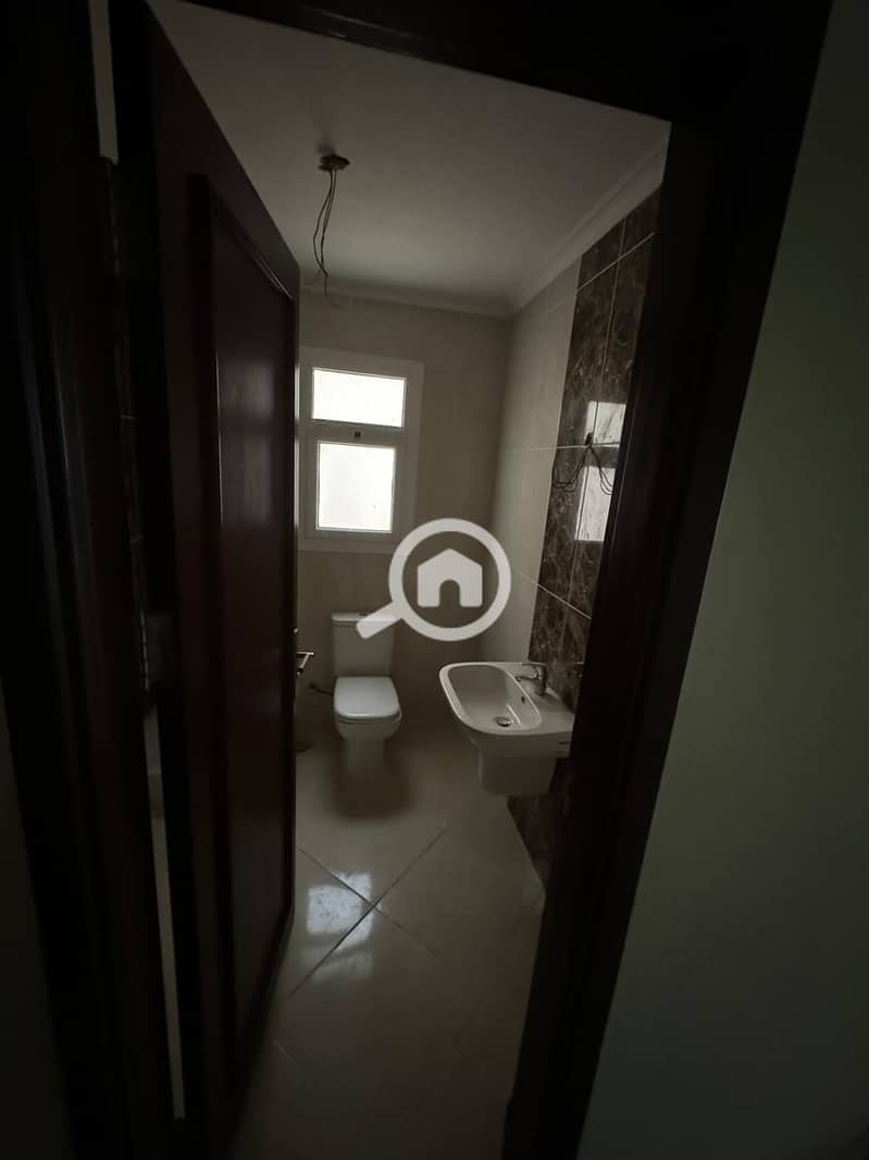 11 WhatsApp Image 2025-12-25 at 2.54. 39 PM (1). jpeg