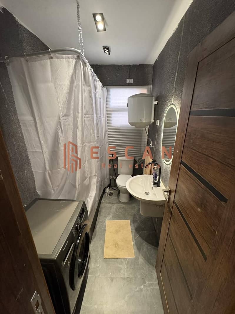 12 WhatsApp Image 2025-12-25 at 2.33. 47 PM (1). jpeg