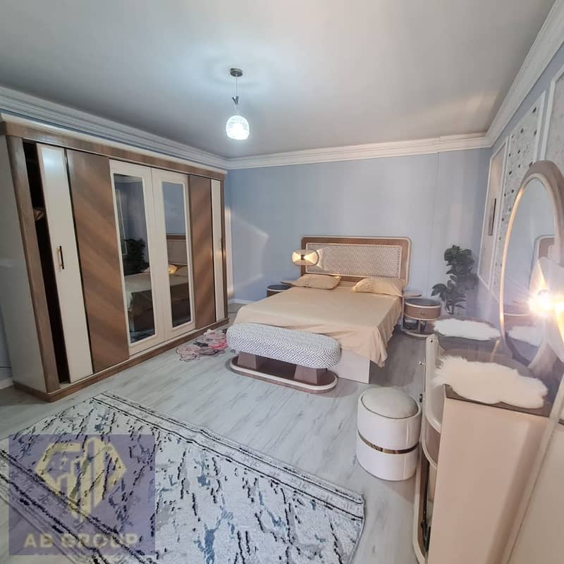 12 464344bc-8b47-4065-b9dd-56b63544b0d8. jpg