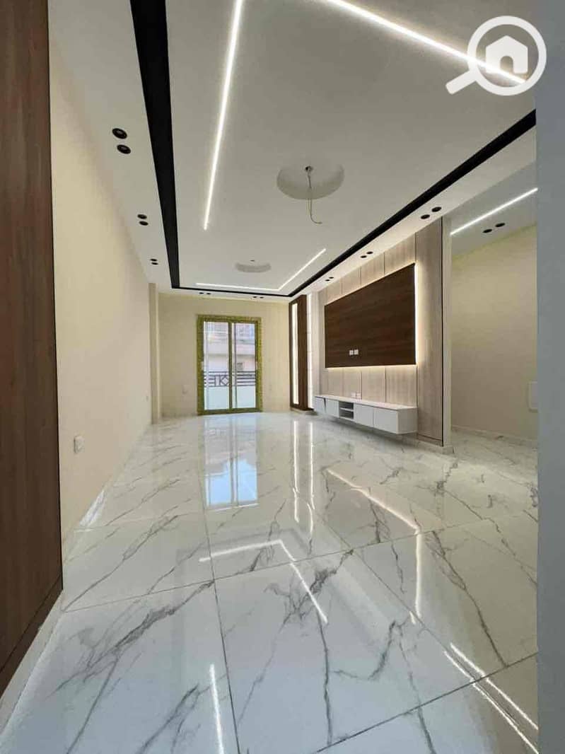 11 743211f2-74ac-47b5-be16-d088389bf783. jpg