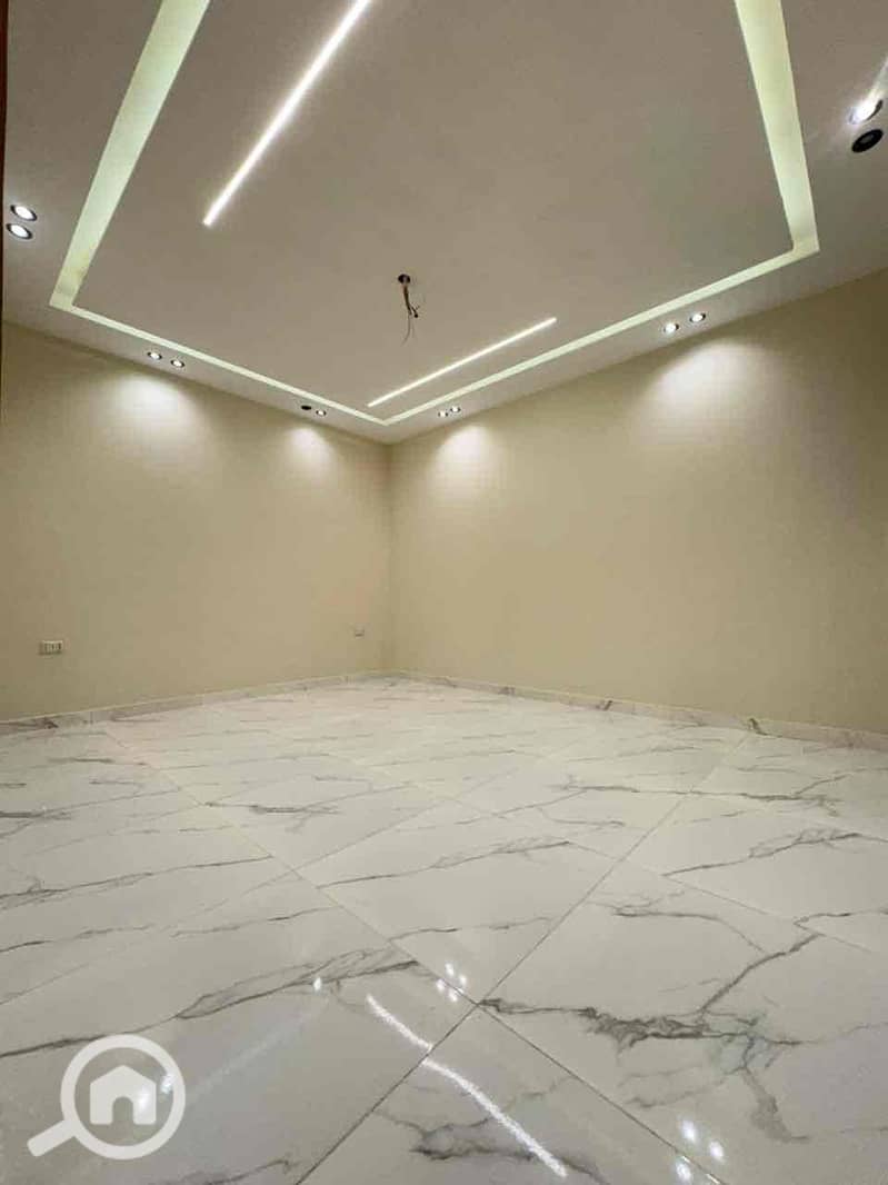 13 8305a476-b7f7-440e-bc62-67f683997b35. jpg