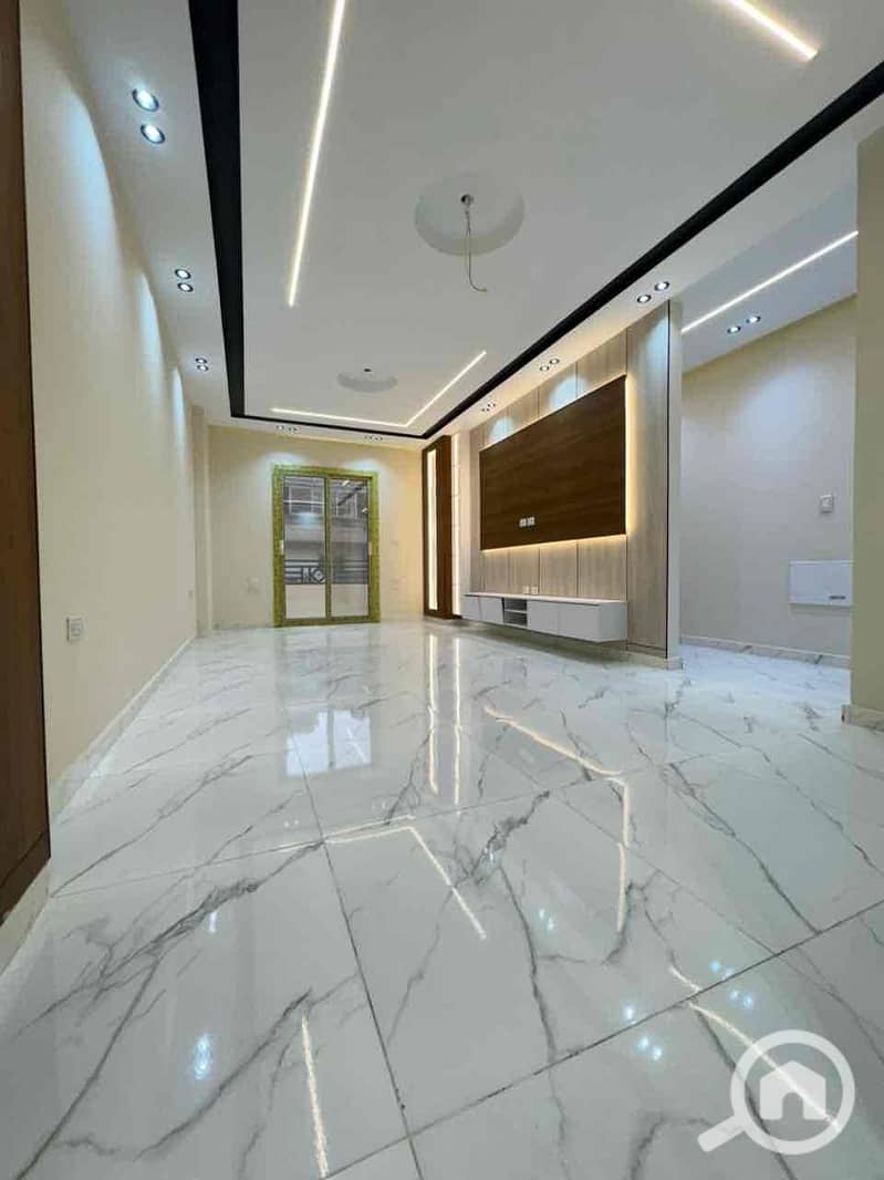 14 7df55a15-8a84-4150-857c-2b00d25bf9c9. jpg