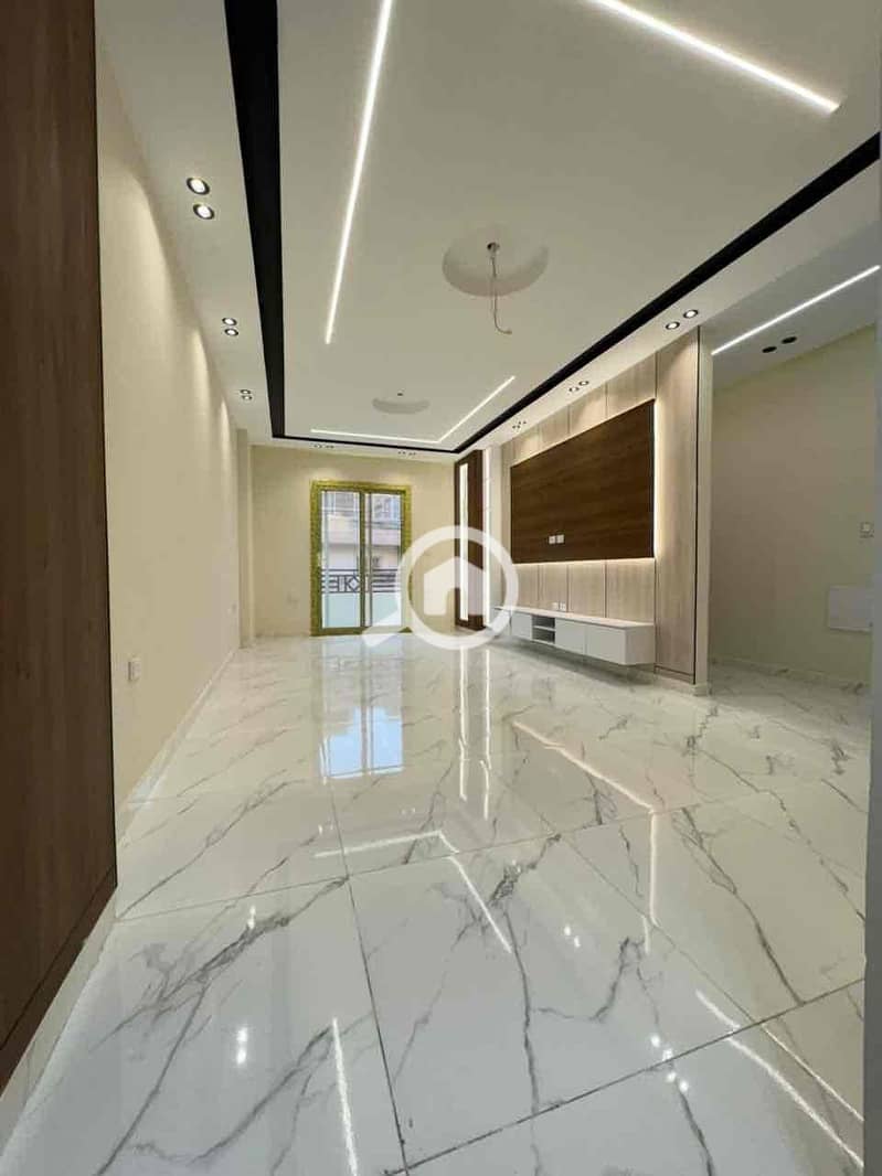 15 4283684b-d92c-4bd8-98f8-8533dd82d771. jpg