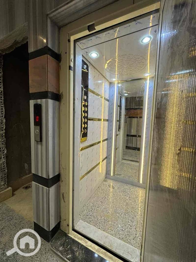 28 be9cec93-6abc-4cfc-9dd8-80694a77920f. jpg