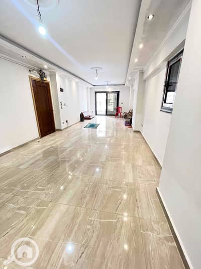 3 Bedroom Apartment for Sale in Kafr Abdo, Alexandria - IMG_9595. jpg