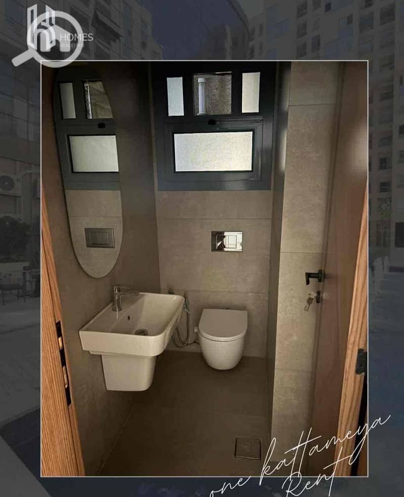 4 77946123-0f3a-4c4b-871f-3e280a740fd0. jpg