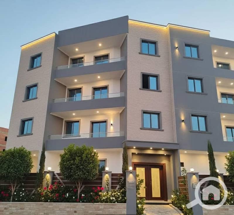 8 4cb69c78-92f3-4764-90a5-da2498df68c6. jpg