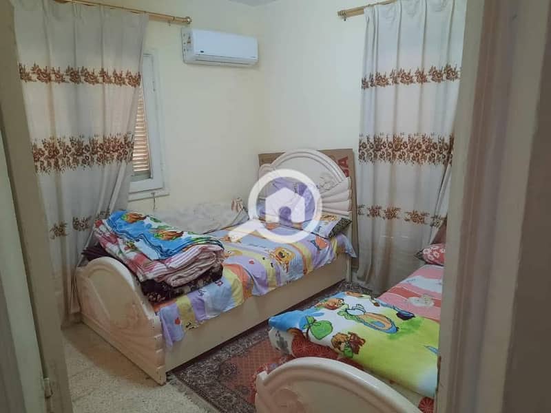 2 6aed0fc8-842f-4ca9-855e-949c55f72ea8. jpg