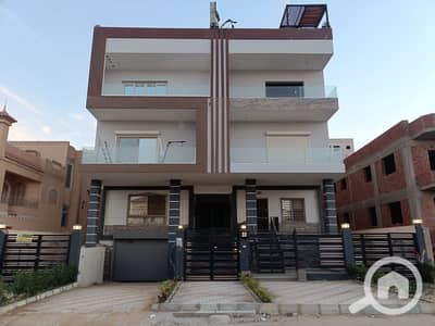 4 Bedroom Flat for Sale in Shorouk City, Cairo - WhatsApp Image 2025-12-25 at 4.35. 46 PM(2). jpeg