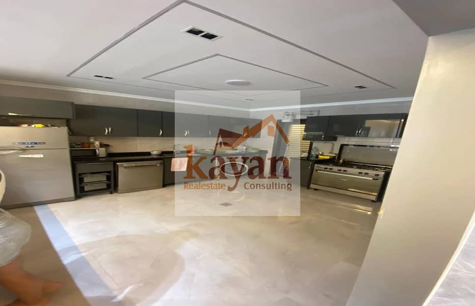 4 315fe799-1a27-484c-b66a-47562ff938c4. jpg