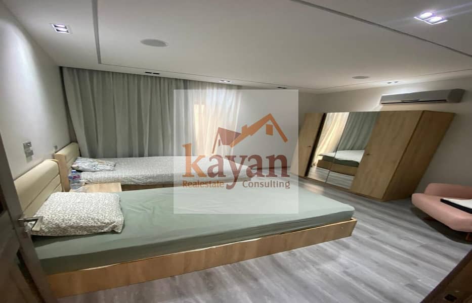 5 0bd0a2ef-dfa8-498f-b53d-2542d9dacefe. jpg