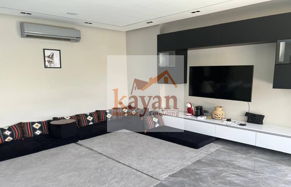 9 e3690813-2777-4dac-83c2-dacce5f414ee. jpg