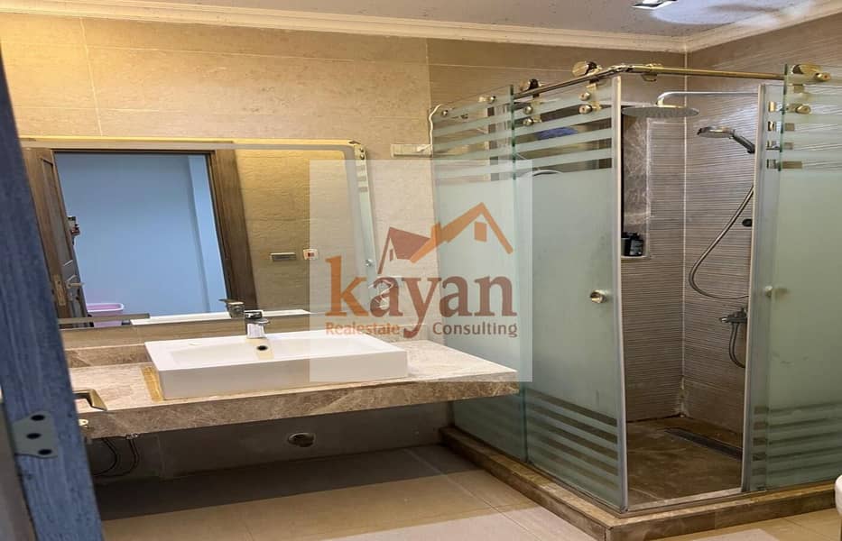 10 f9d32e80-8870-4575-81a1-b4a67b33802d. jpg