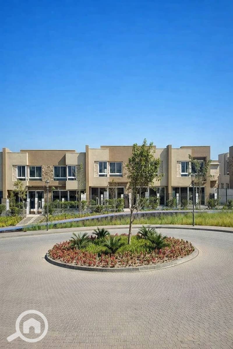 4 task_01kdakmzx3fzs9vq5adjqb32v2_1766661506_img_1. jpg