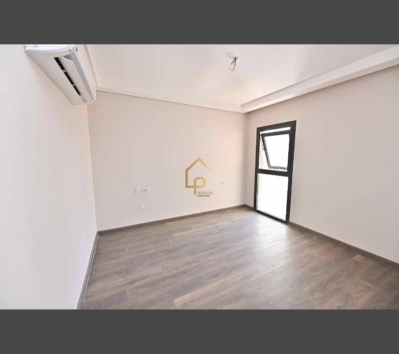 3 WhatsApp Image 2025-12-17 at 1.27. 01 PM (3). jpg