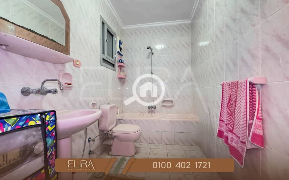 12 597870760_122105844429146028_3401422955667012727_n. jpg