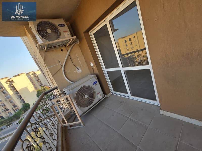 18 3340ca04-4a4c-46af-86ee-3f8f7e40c4ea. jpg