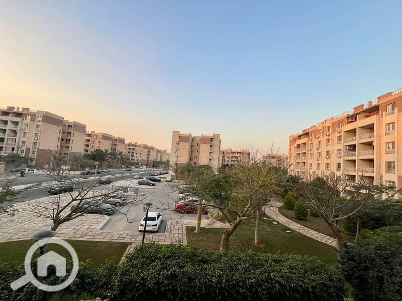 9 605268420_2406747579785684_2497110925758475130_n. jpg