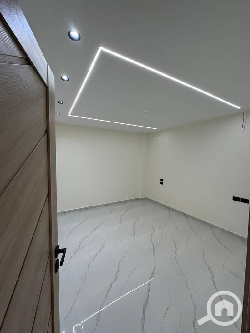 15 a019b4be-aaa1-4a7c-8229-760a1919b02d. jpg