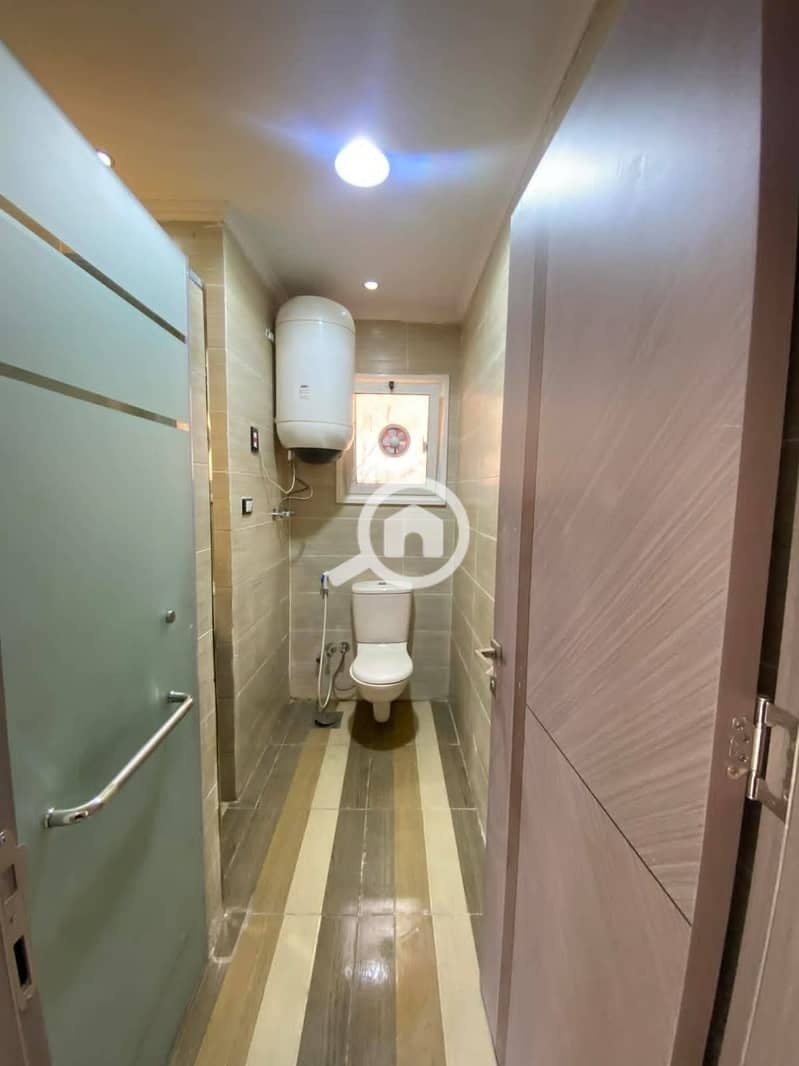 12 605517357_2406809729779469_6908299020301817561_n. jpg