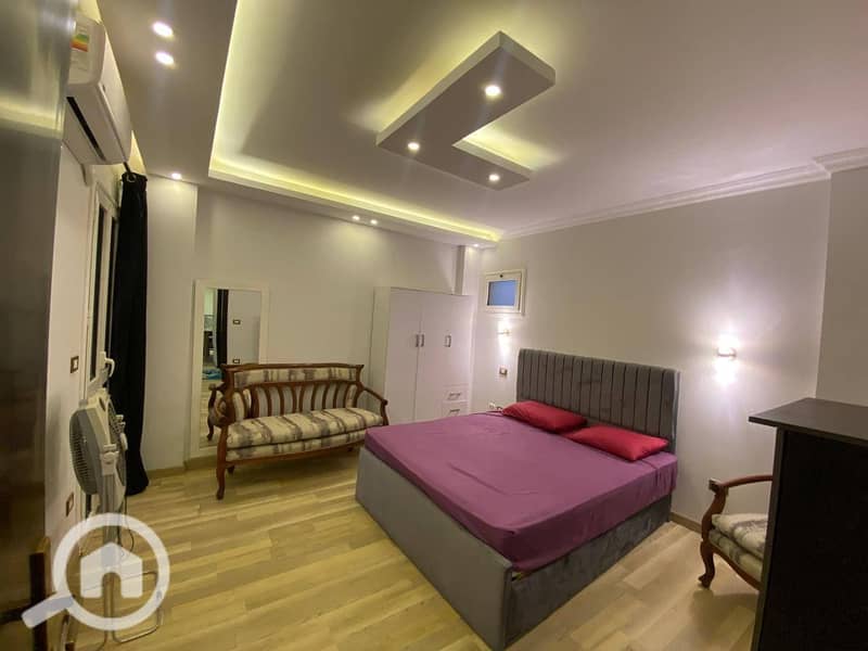 12 606902451_2406754656451643_4076497125650965288_n. jpg