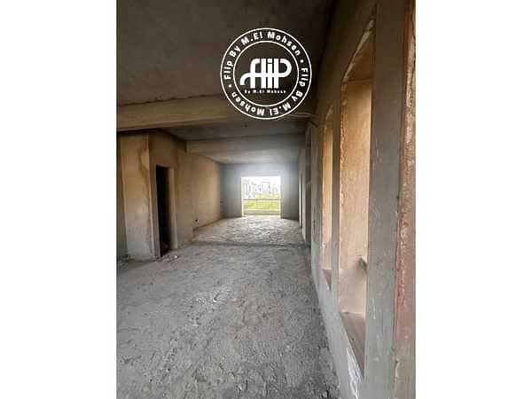 8 cn7B9FBSYdgR8jQA8JmwePcn7pb46sHTSyfEfbth. jpeg