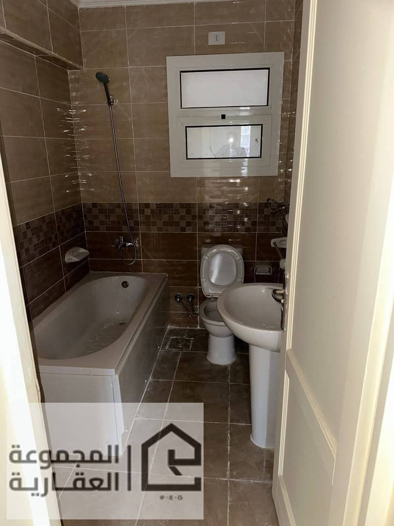 6 cc08917f-f2c3-4a28-974b-066ebc0ed0de. jpg