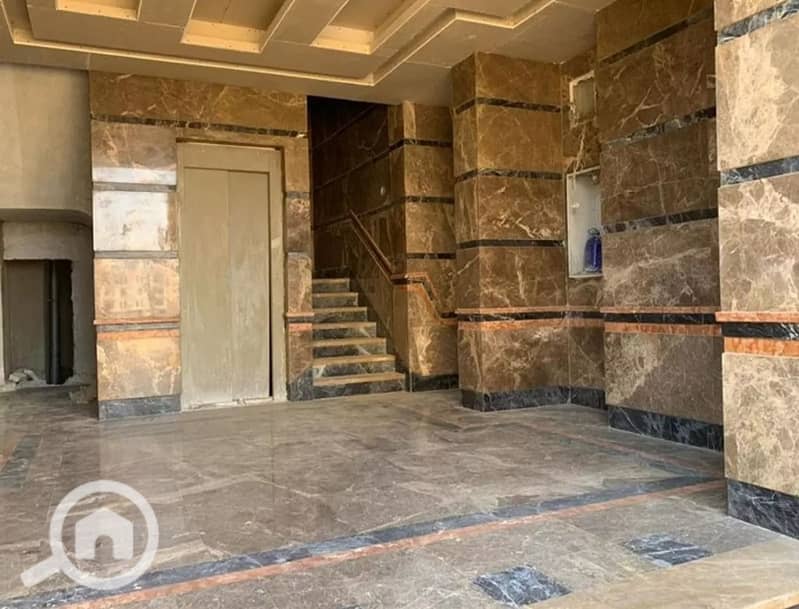 10 3304191-68e9eo_2_11zon. jpeg