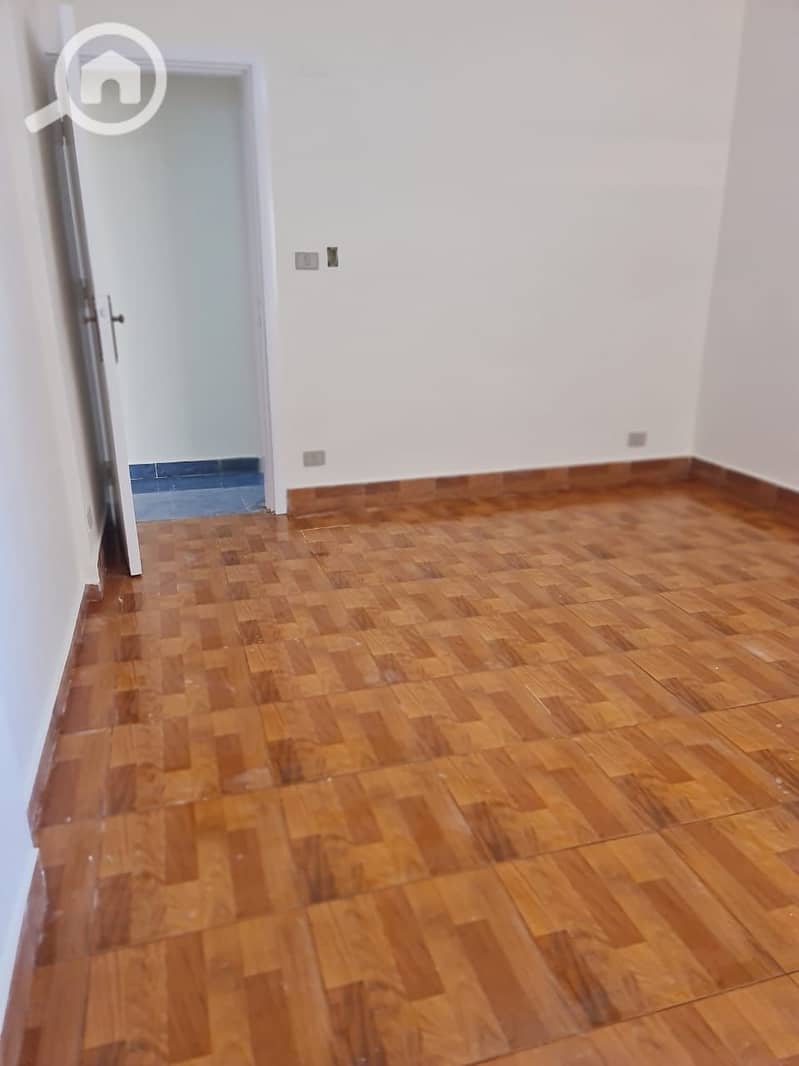 4 WhatsApp Image 2025-12-25 at 5.23. 19 PM (3). jpeg