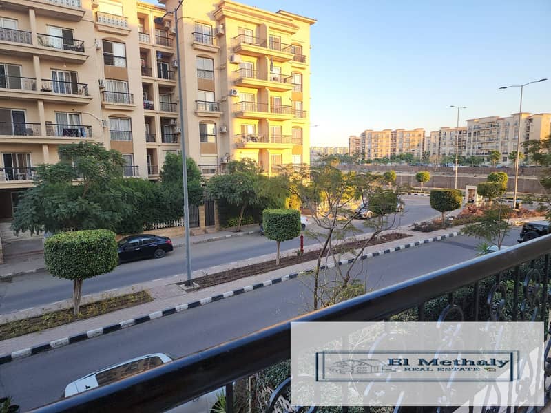 9 455a3999-5d6e-4099-a41e-2a1533d41c6d. jpg