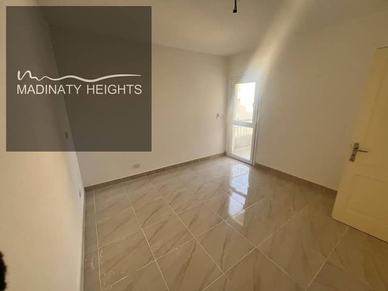 2 WhatsApp Image 2025-12-08 at 16.45. 11_9c4d25cd. jpg