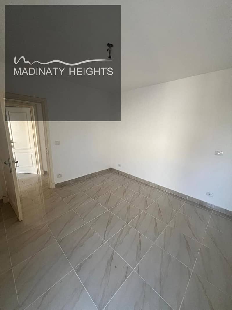 5 WhatsApp Image 2025-12-08 at 16.45. 12_7aa572b1. jpg