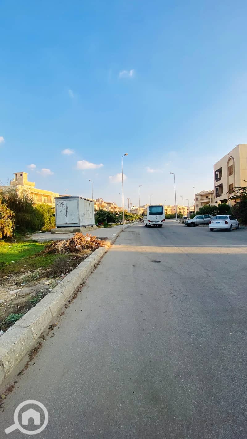 17 d3274e88-9fab-4ba2-ad11-8c2401e8a94b. jpg