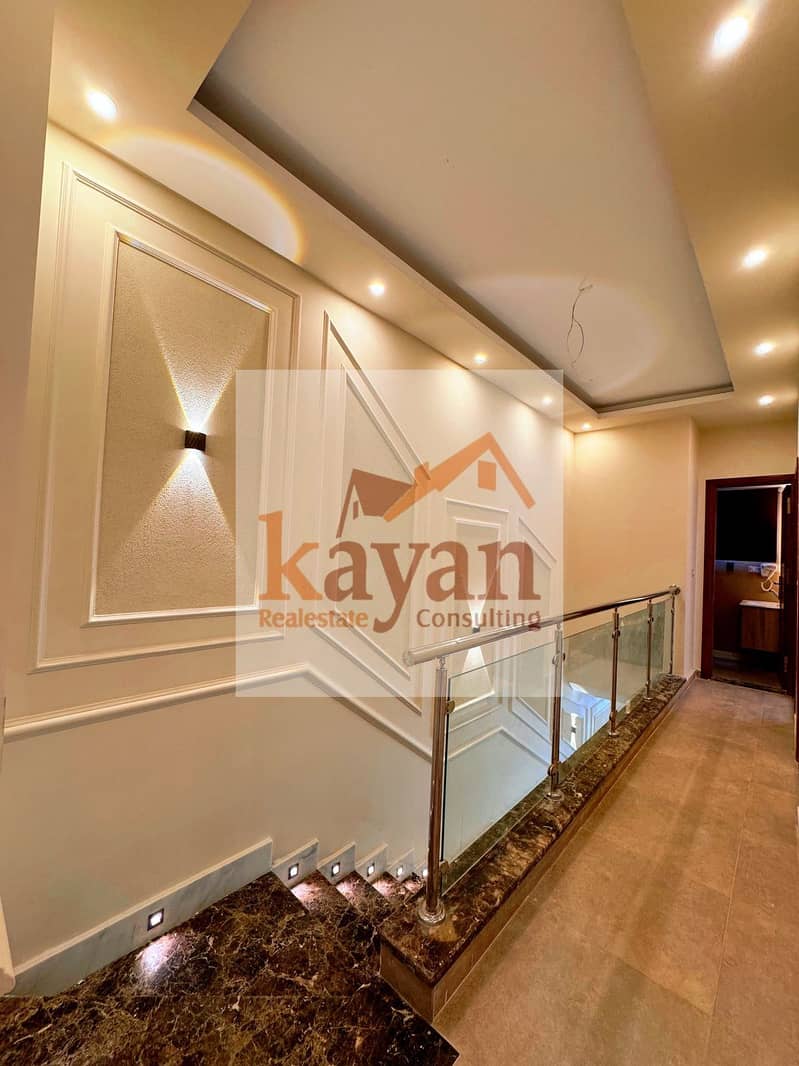 6 WhatsApp Image 2025-12-22 at 15.21. 44_107614ff. jpg