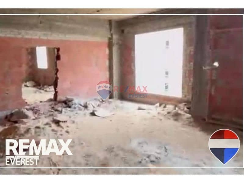 7 50abac21-f96d-4a0e-972f-9669276388f9_original (2). jpg