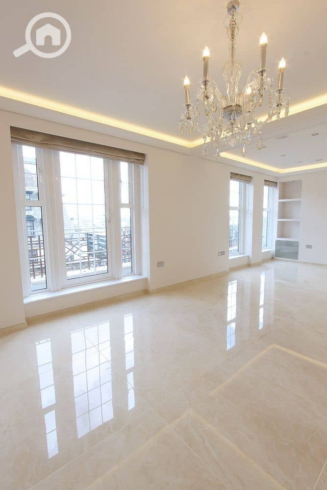 10 download (4). jpeg