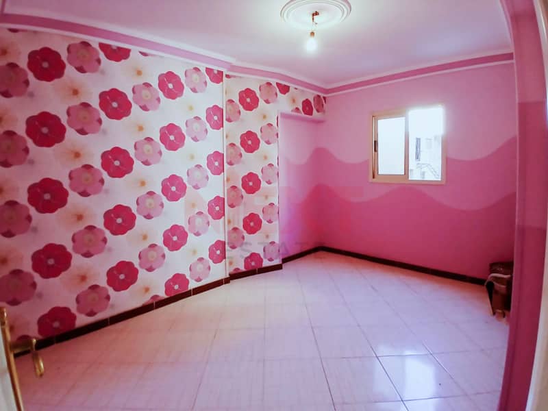 7 WhatsApp Image 2025-12-25 at 12.44. 49 PM. jpg