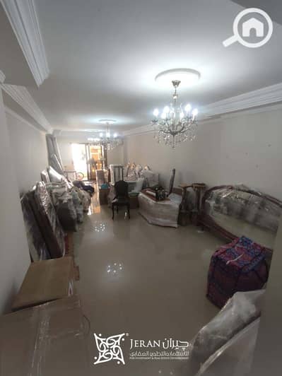 فلیٹ 3 غرف نوم للبيع في سابا باشا، الإسكندرية - 0. jpg