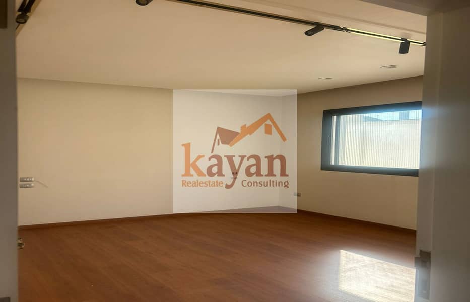 8 c8becdea-68d9-4d49-8056-a7f2924e706f. jpg