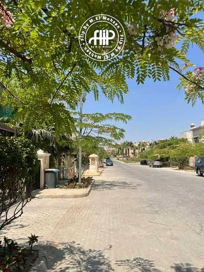 توين هاوس 4 غرف نوم للايجار في 6 أكتوبر، الجيزة - MVMm7mDsUp2DOxWDP24FnGxttCV624dGB058JNle. jpeg