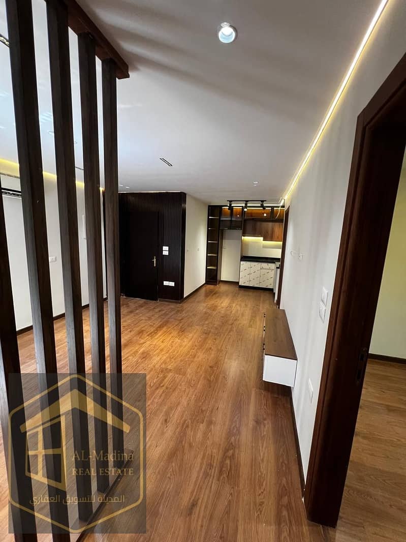 11 WhatsApp Image 2025-12-25 at 4.42. 47 PM (3). jpeg