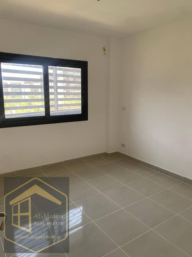 6 WhatsApp Image 2025-12-25 at 7.51. 07 PM (9). jpeg