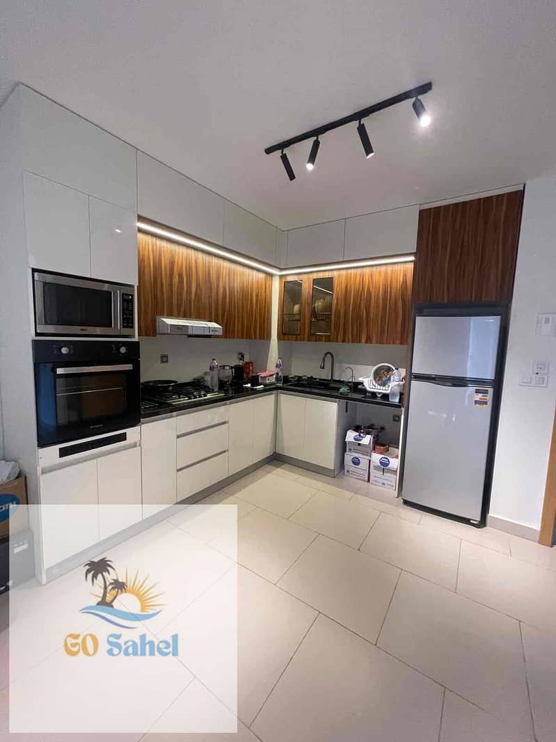 6 7145df65-6838-4813-9ecb-25d10cbddac9. jpg