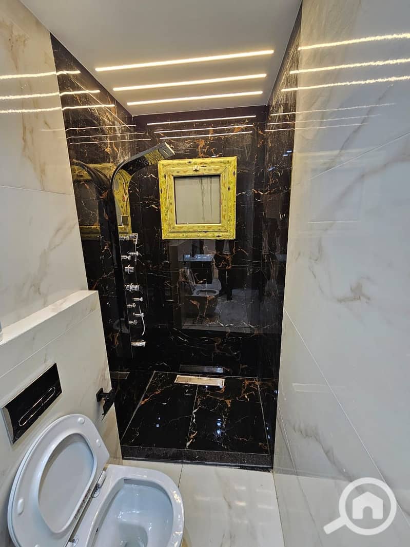 8 66c04f6c-cda7-46db-bcbb-a402b51e0d74. jpg