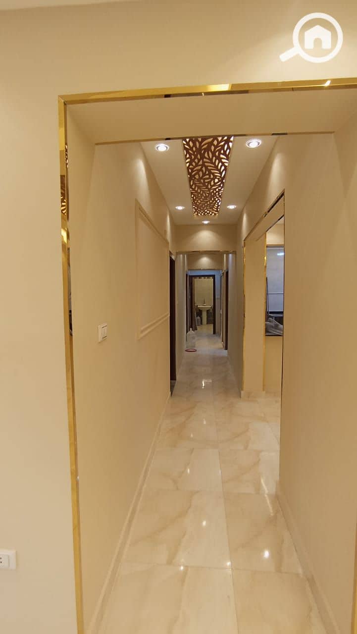 21 f4722fbf-fce0-4b9c-9d19-7752d3e1d9e3. jpg